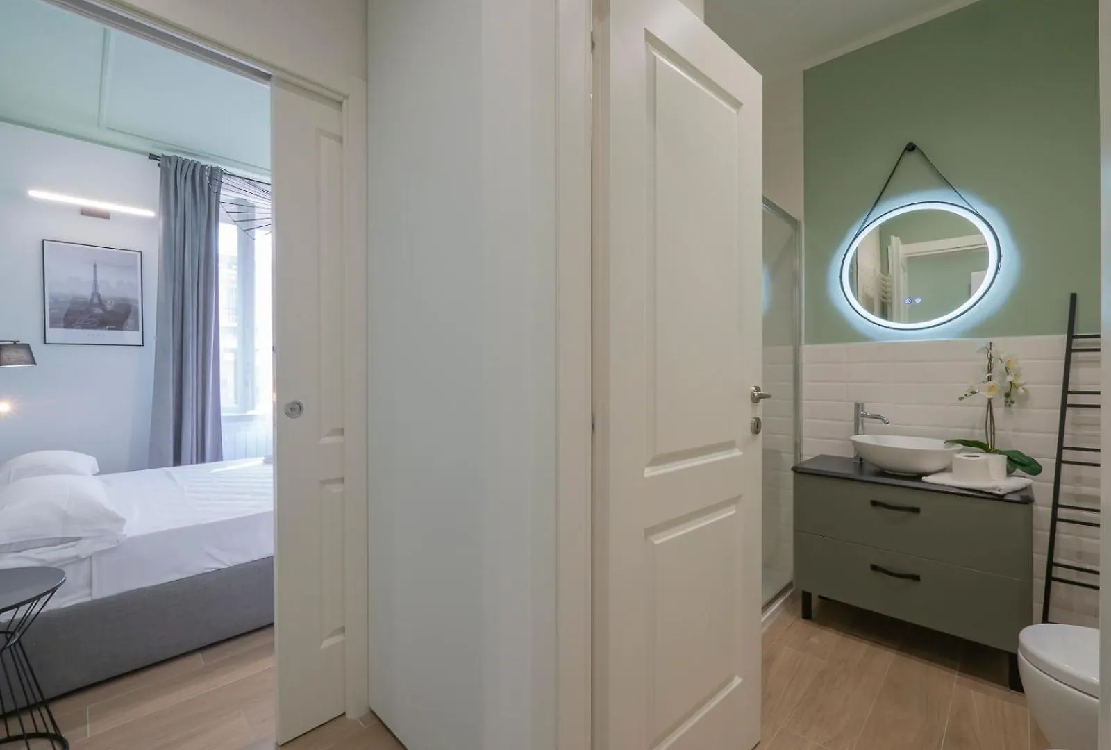 Youhosty - Modern Portello Apartment Milan