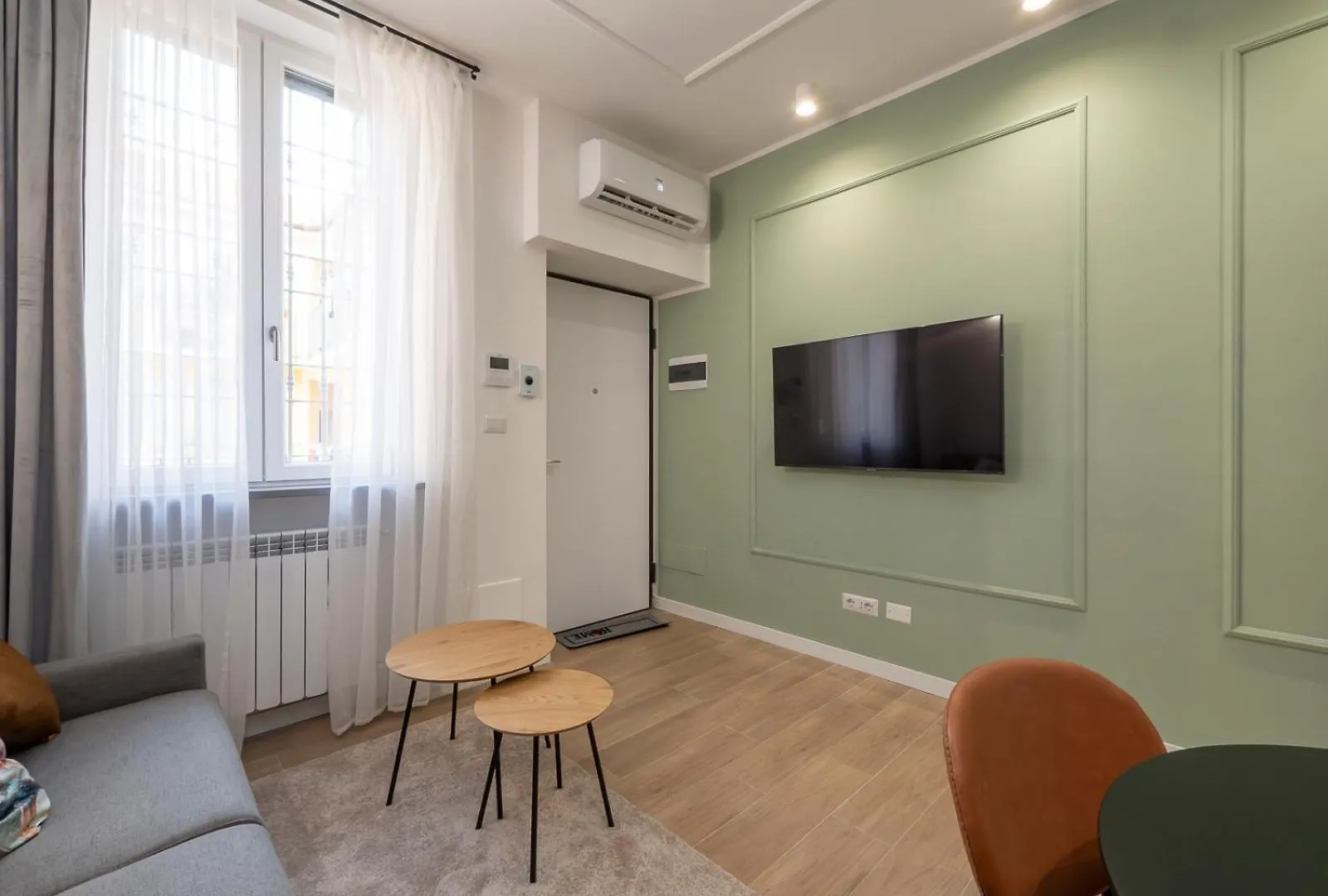 Youhosty - Modern Portello Apartment Milan