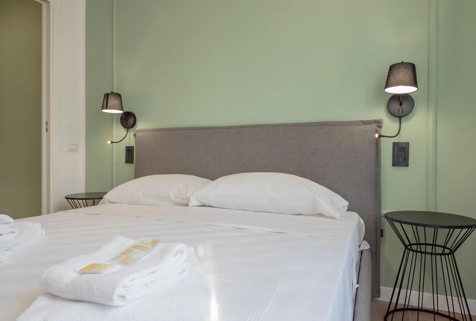 Youhosty - Modern Portello Apartment Milan 0*,  Italy