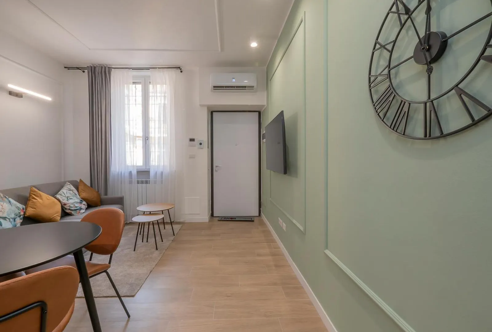 Youhosty - Modern Portello Apartment Milan Italy